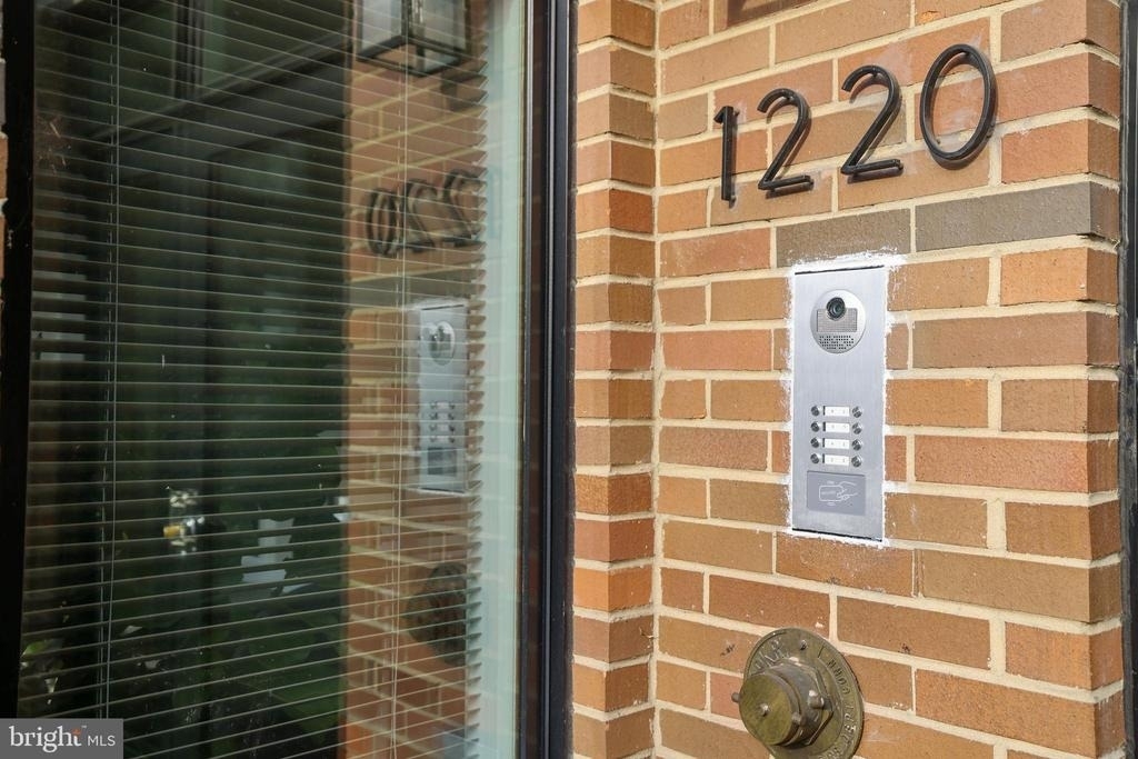 1220 Potomac Avenue Se - Photo 23