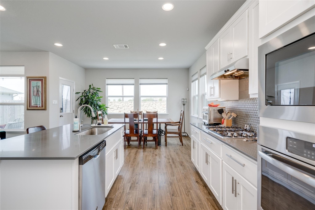 7948 Castelardo Pl - Photo 12