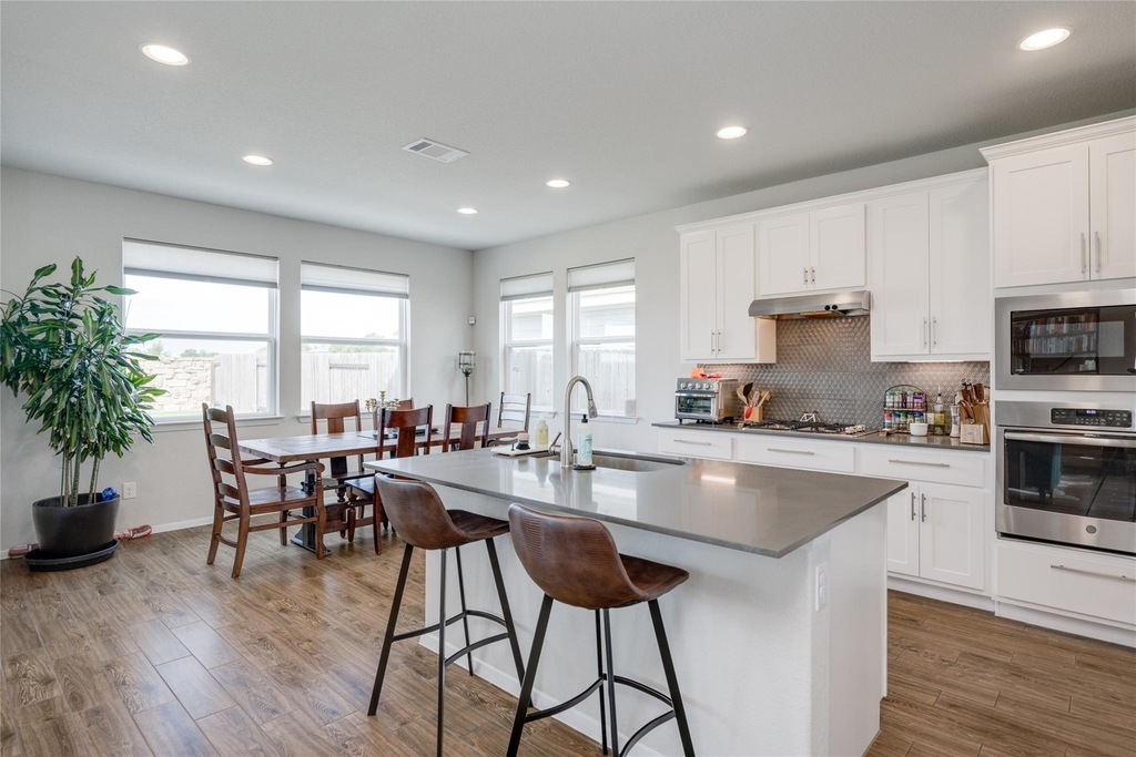 7948 Castelardo Pl - Photo 2
