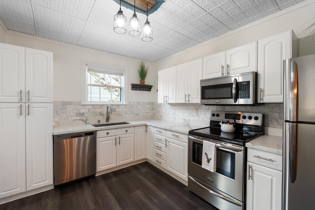 1707 Lexington St - Photo 10