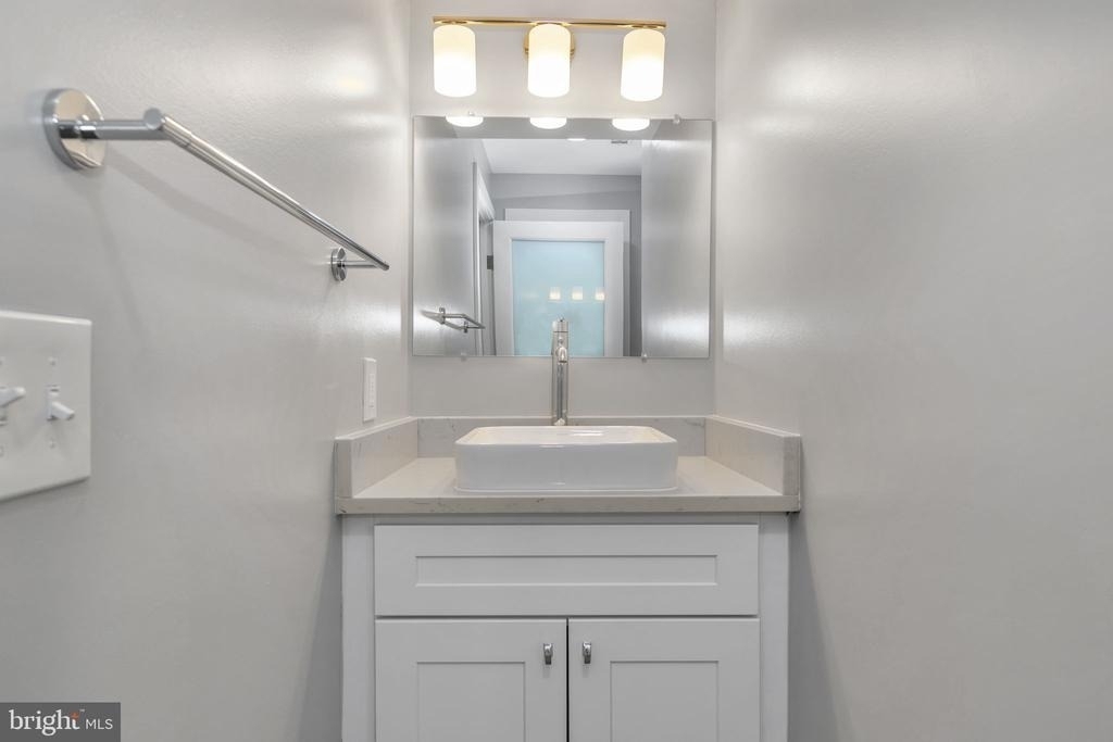 1310 Riggs Street Nw - Photo 28