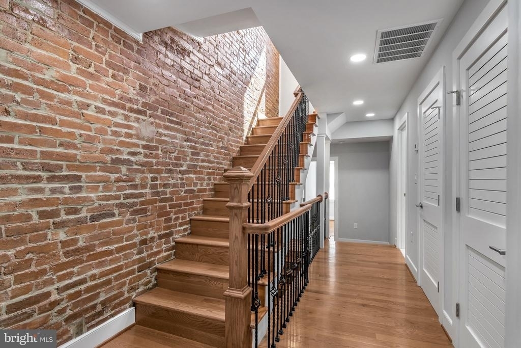 1310 Riggs Street Nw - Photo 17