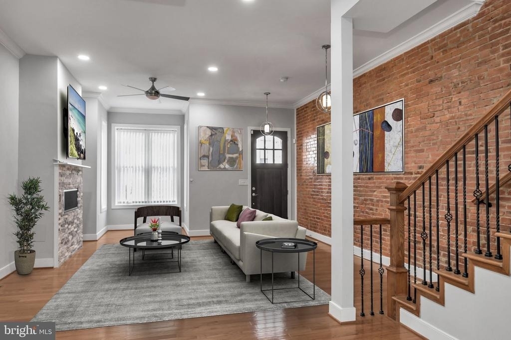 1310 Riggs Street Nw - Photo 5