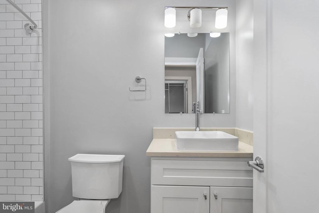 1310 Riggs Street Nw - Photo 38