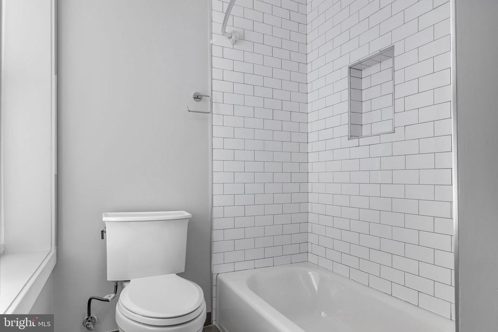 1310 Riggs Street Nw - Photo 27