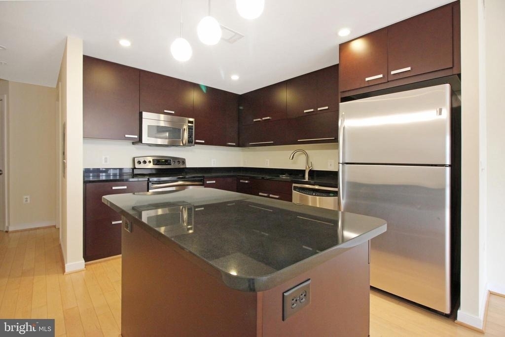 1010 Massachusetts Avenue Nw - Photo 14