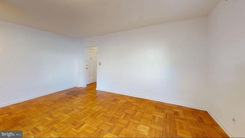 4000 Beecher Street Nw - Photo 9