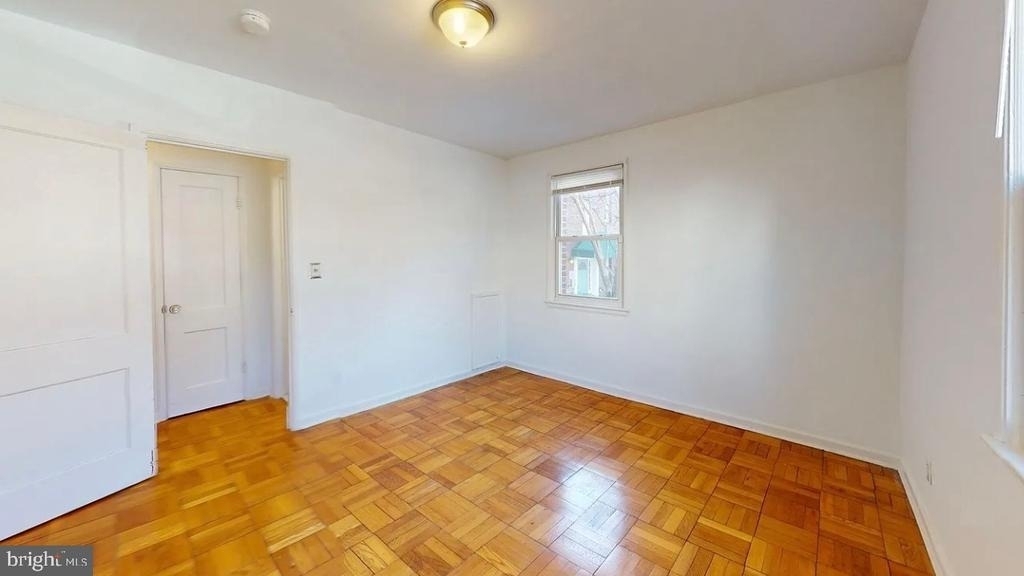 4000 Beecher Street Nw - Photo 8