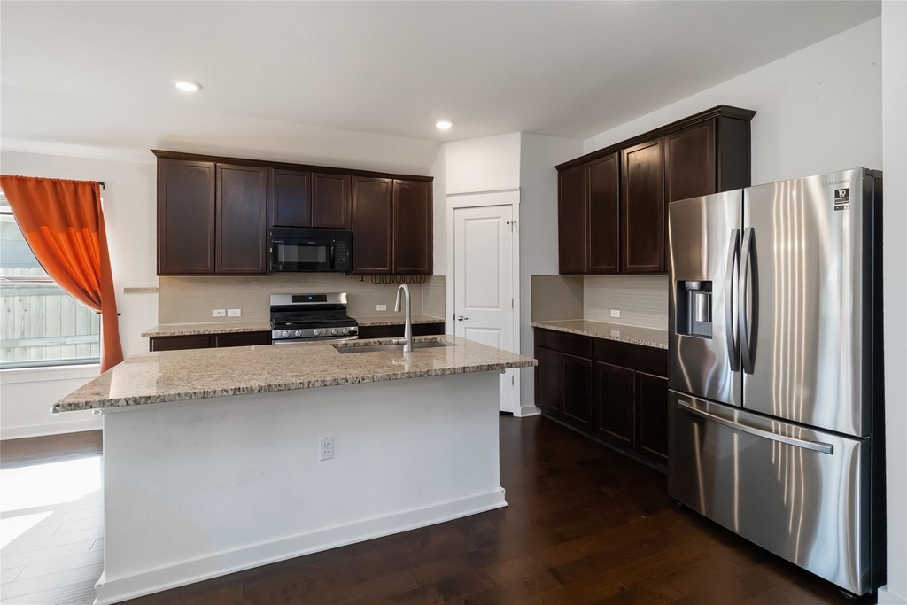 7407 Grenadine Bloom Bnd - Photo 10