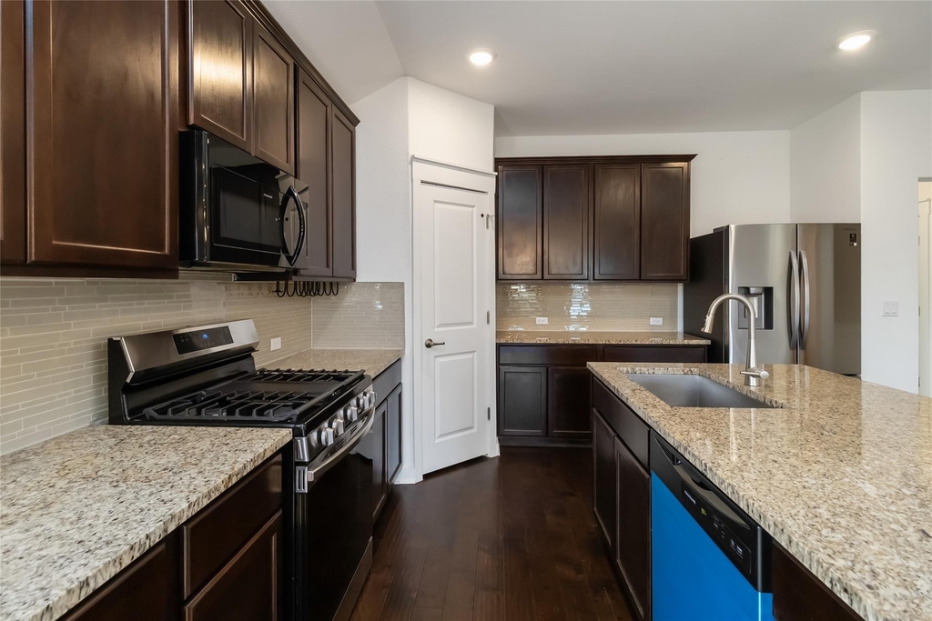 7407 Grenadine Bloom Bnd - Photo 11