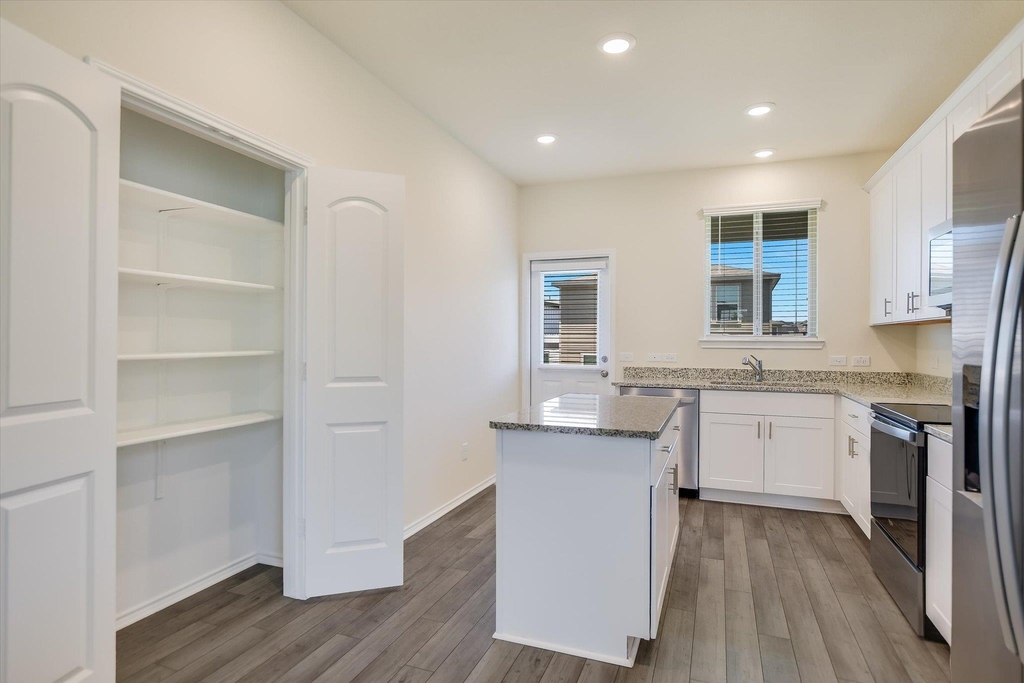 216 The Duke Dr - Photo 8