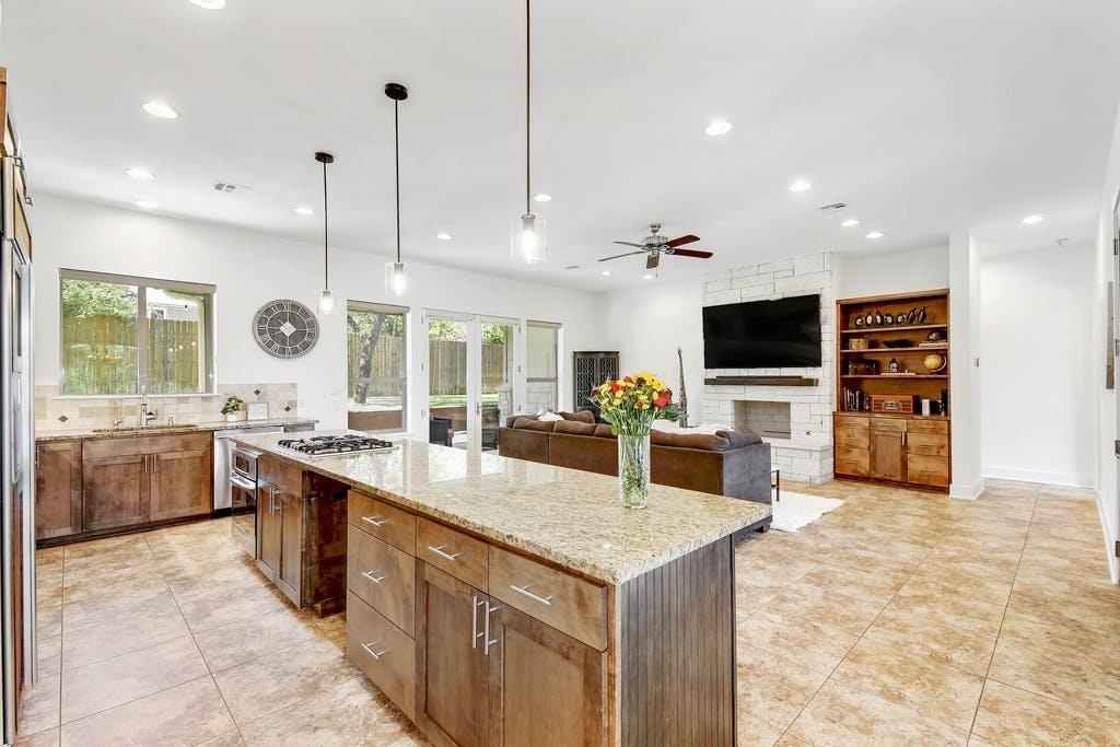 1006 Lipan Trl - Photo 8