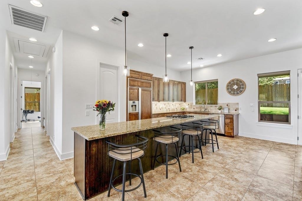 1006 Lipan Trl - Photo 6