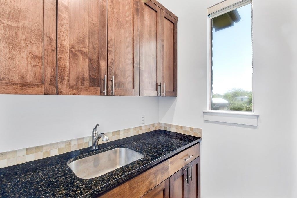 1006 Lipan Trl - Photo 24