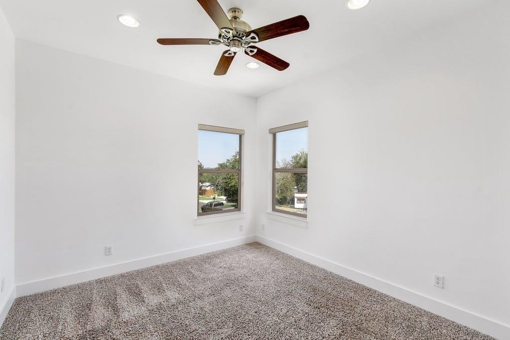 1006 Lipan Trl - Photo 17
