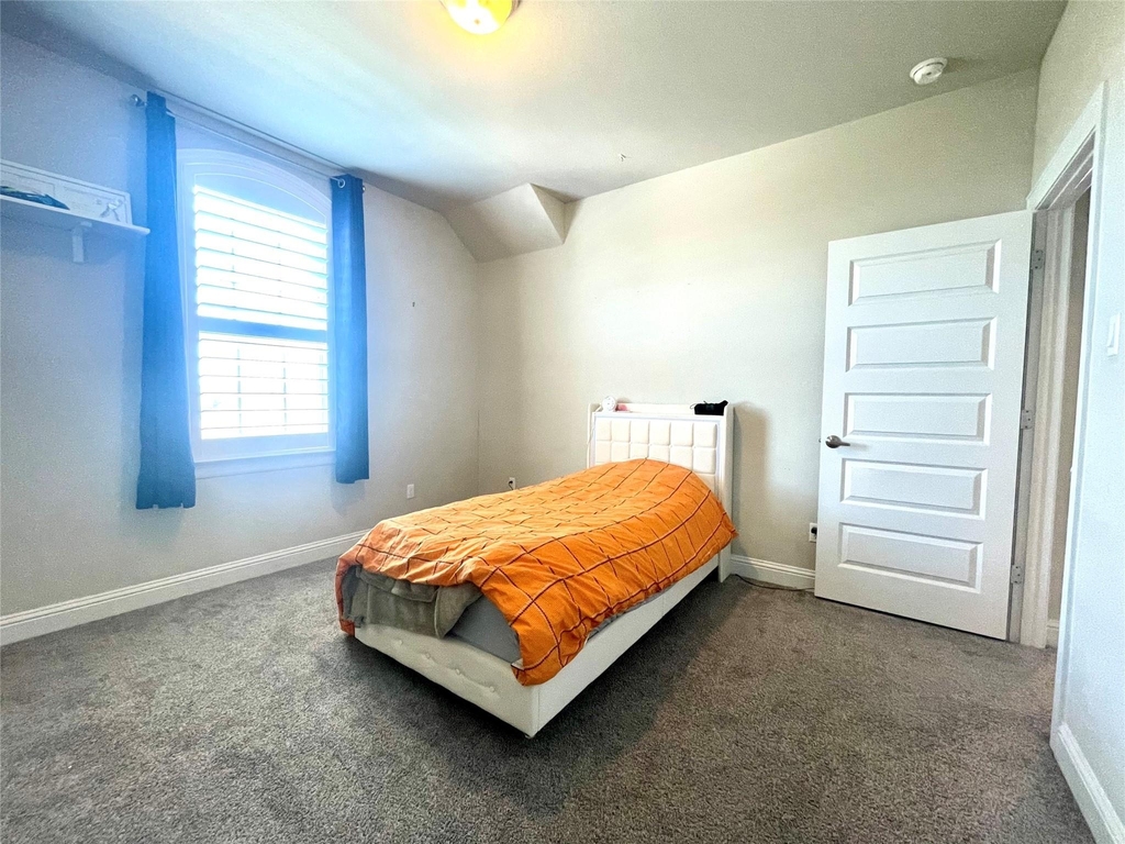 6829 Brindisi Pl - Photo 24