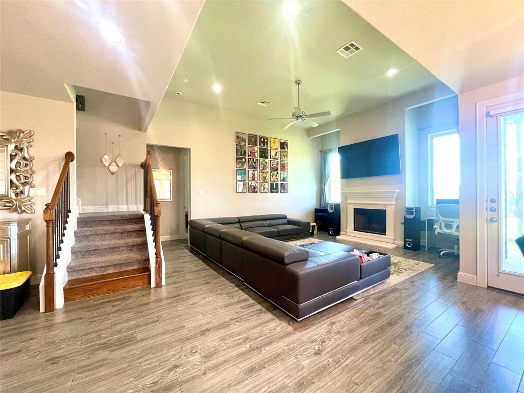 6829 Brindisi Pl - Photo 8