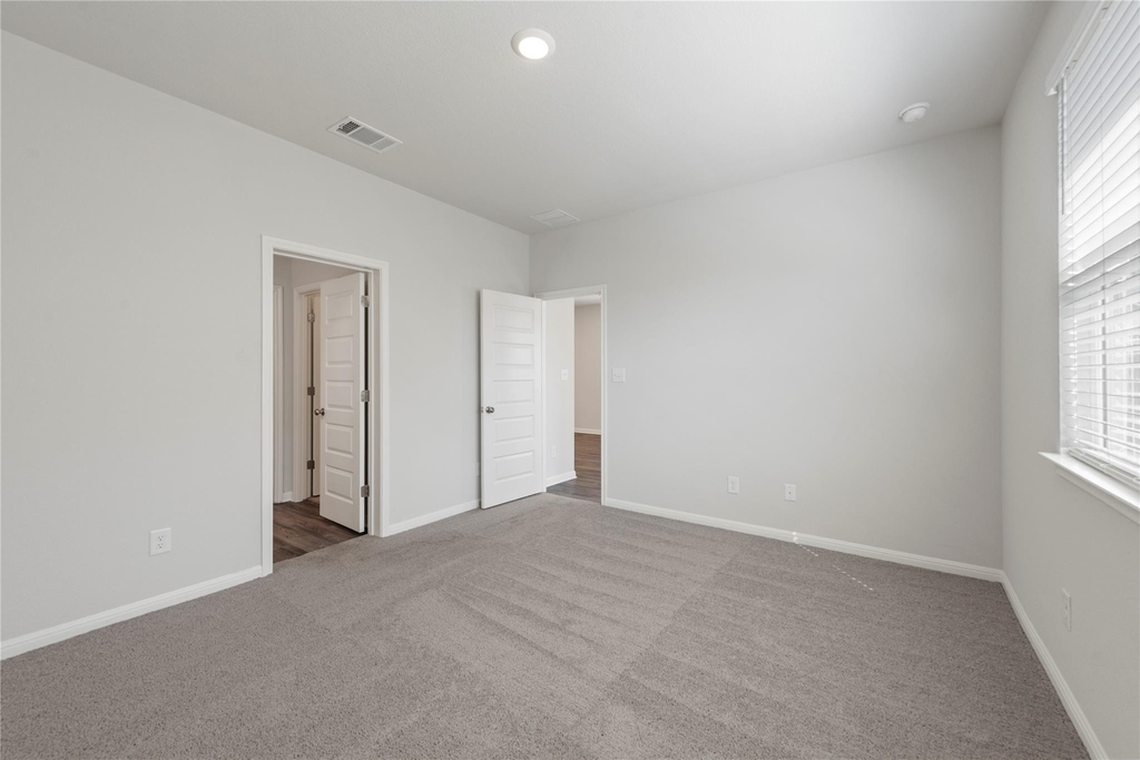 1212 Wild Leaf Way - Photo 2