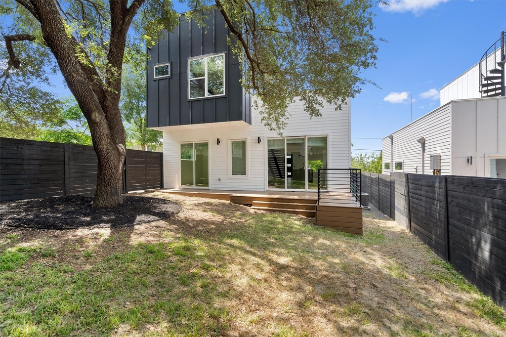 4712 Reyes St - Photo 31