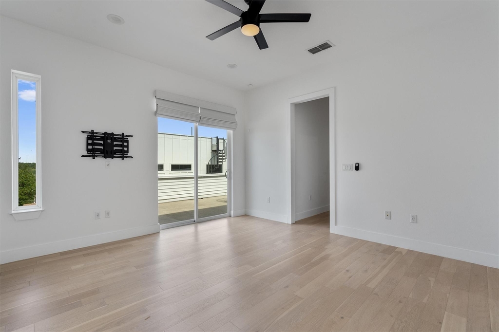 4712 Reyes St - Photo 21