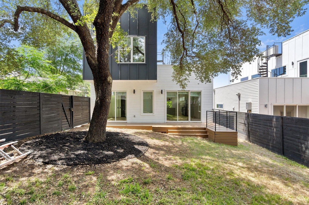 4712 Reyes St - Photo 33