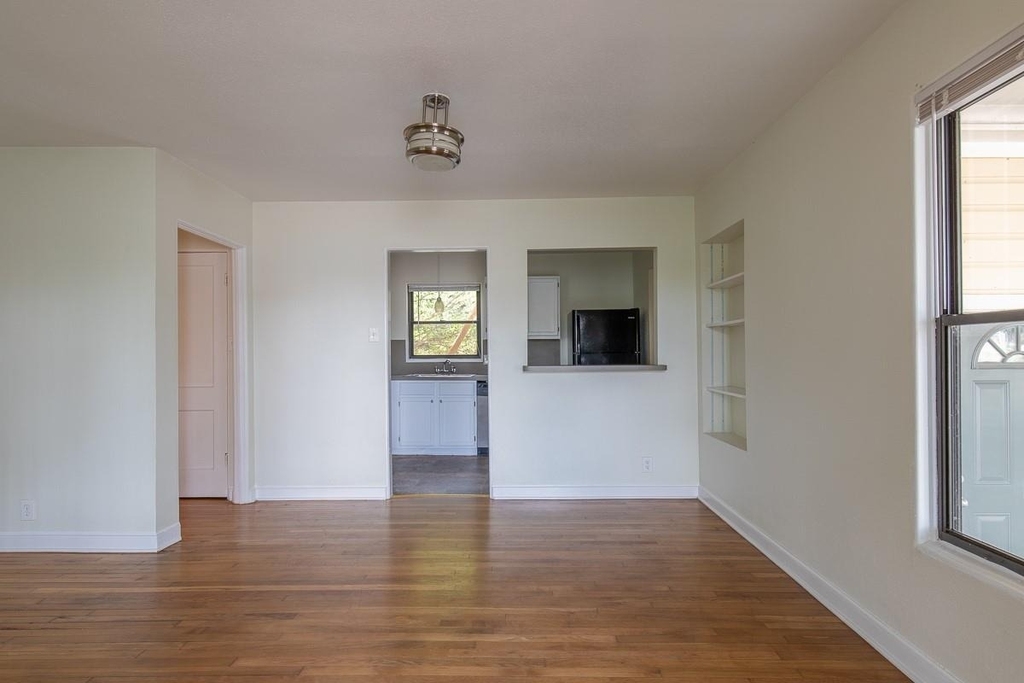 5514 Grover Ave - Photo 5