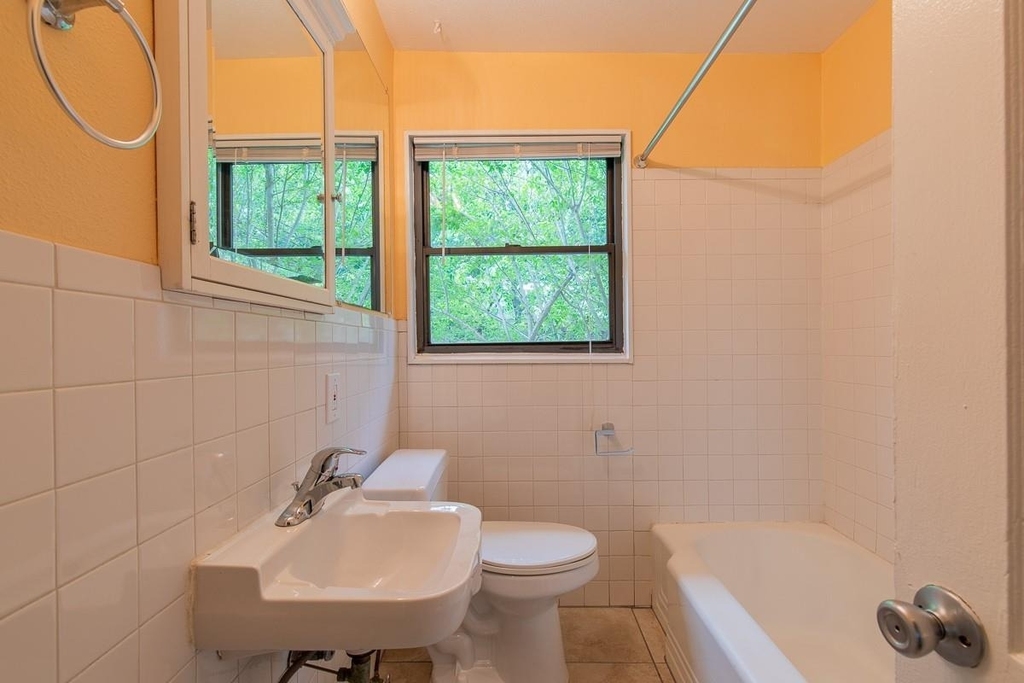 5514 Grover Ave - Photo 7