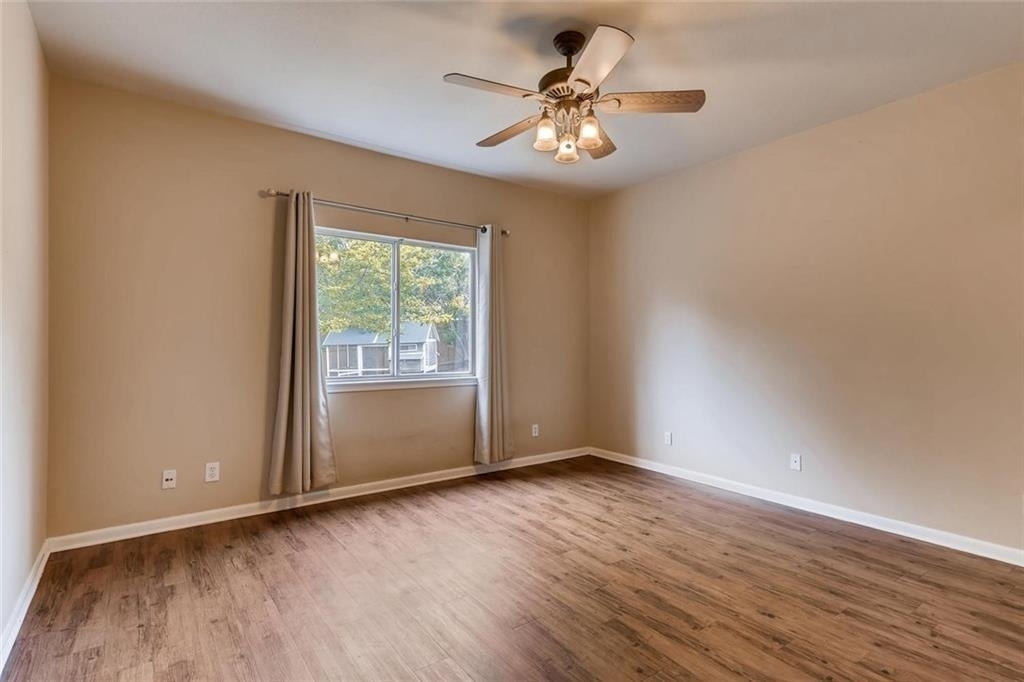 8301 Red Willow Dr - Photo 9