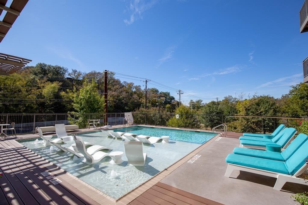 1900 Barton Springs Rd - Photo 33
