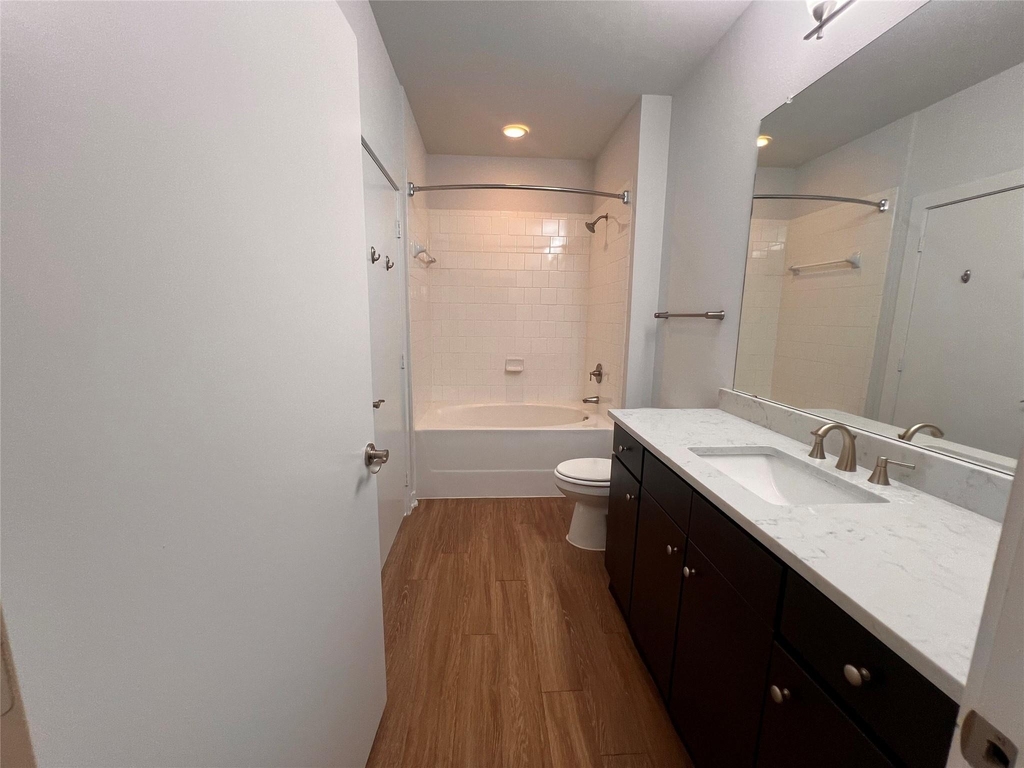 1900 Barton Springs Rd - Photo 18
