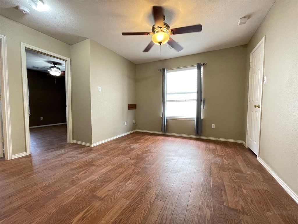 3638 Windhill Loop - Photo 16