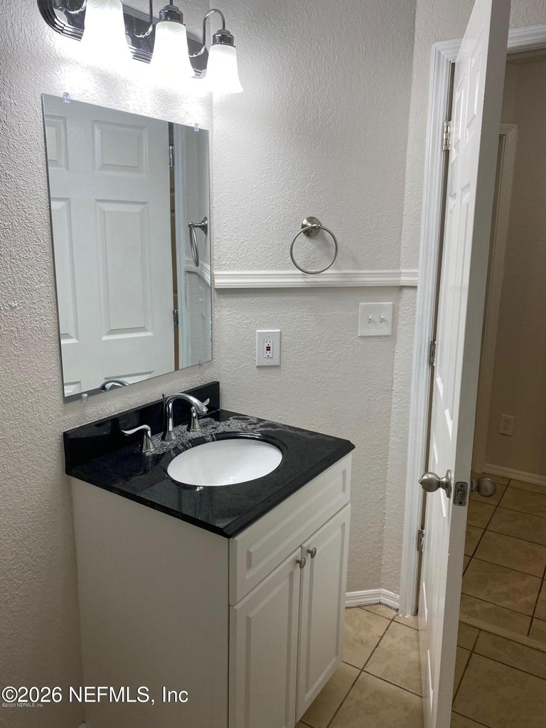 1837 W 28th Street - Photo 7