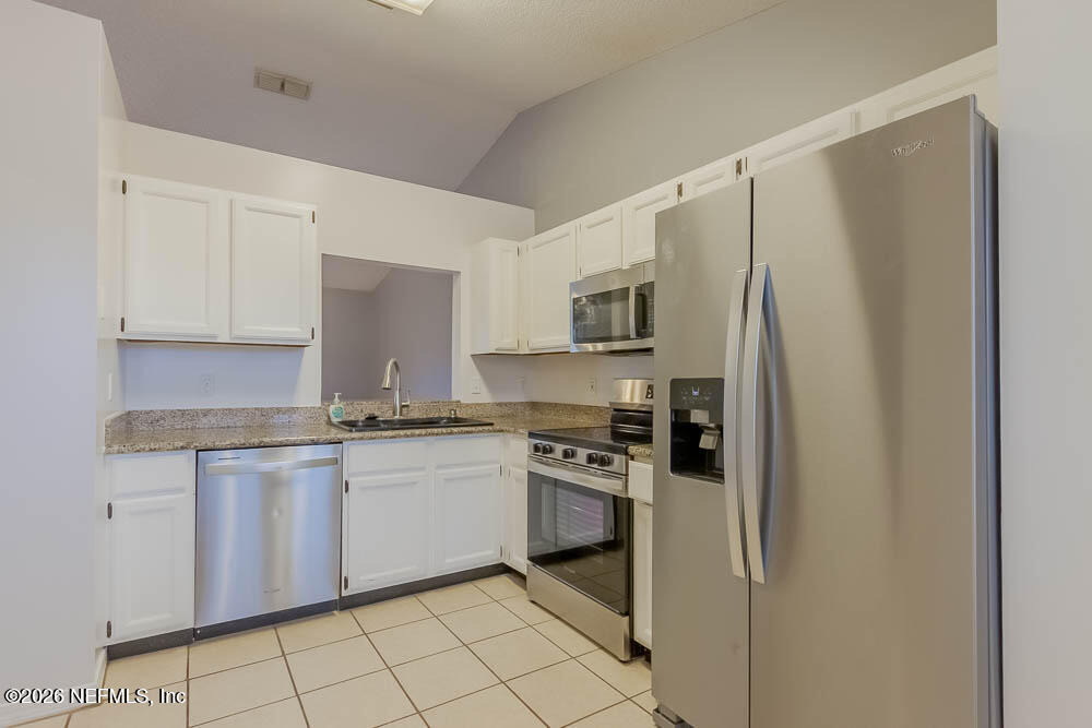 7760 Allspice Circle W - Photo 6