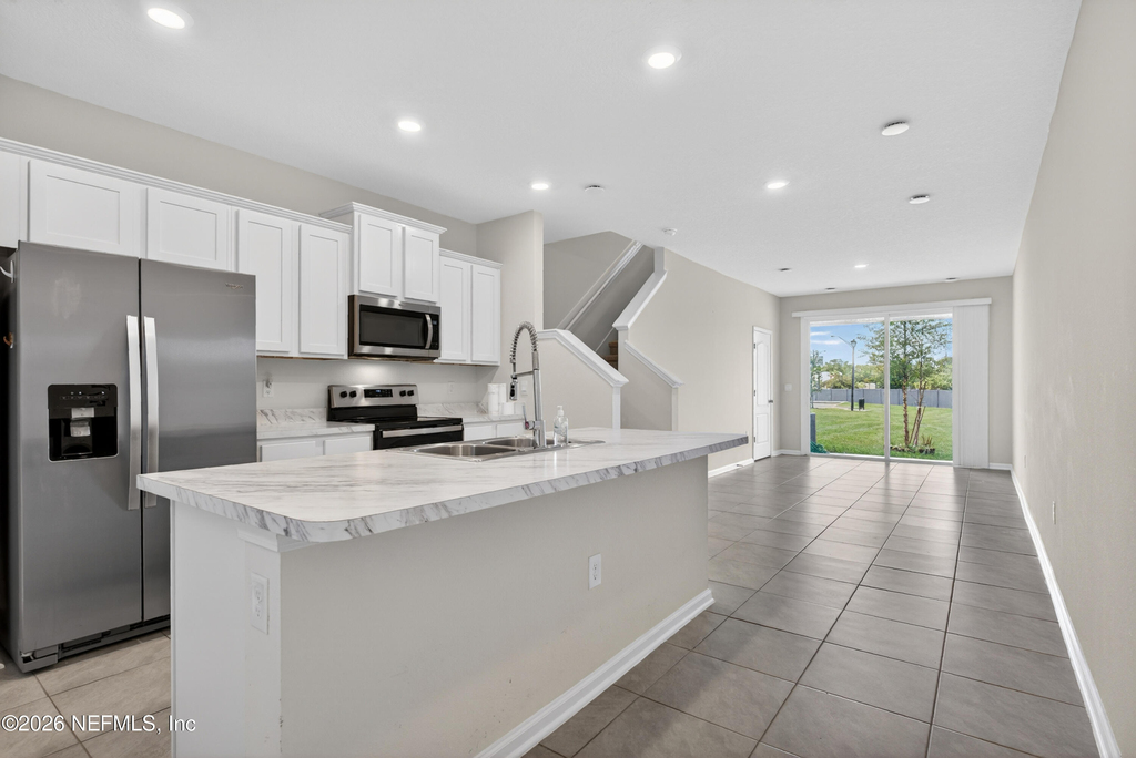 8210 Larose Road - Photo 3