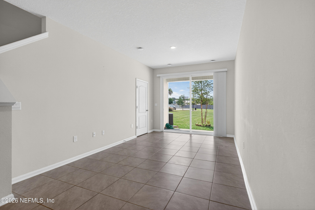 8210 Larose Road - Photo 9