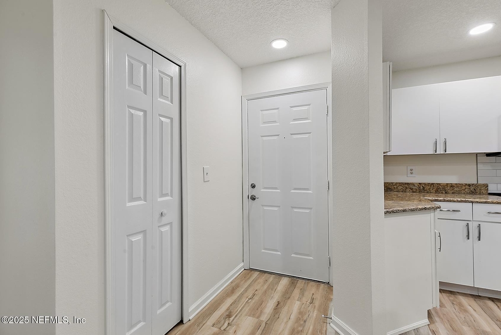 900 Ironwood Drive - Photo 2