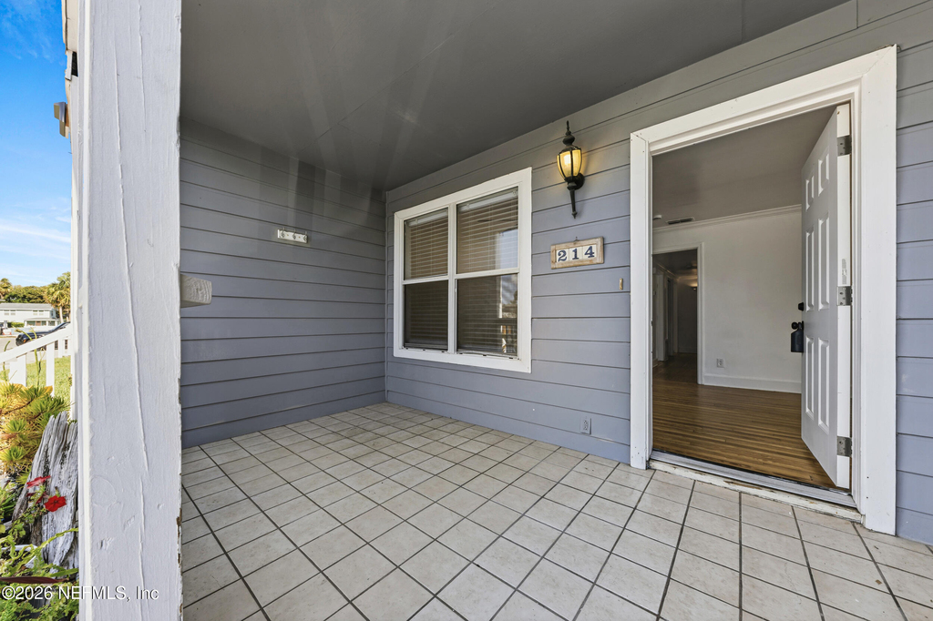 214 Margaret Street - Photo 3