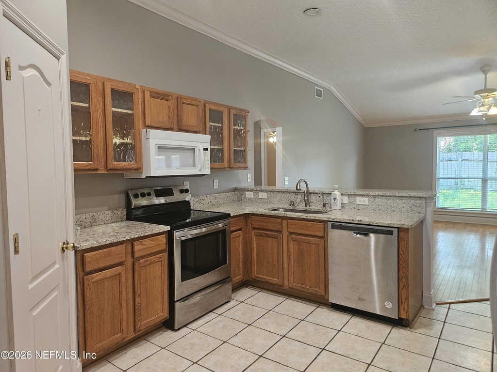 2338 Cool Springs Drive N - Photo 7