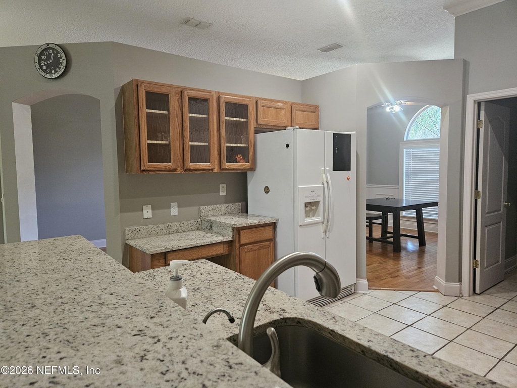 2338 Cool Springs Drive N - Photo 8