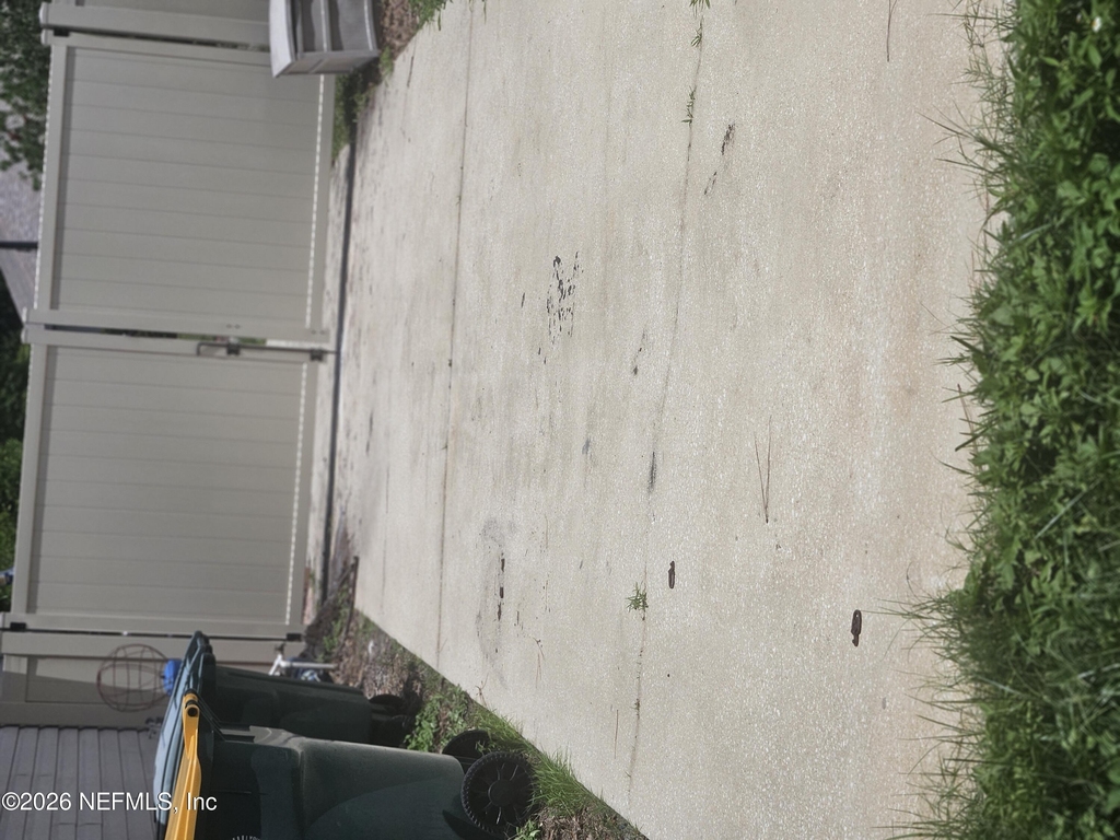 2338 Cool Springs Drive N - Photo 37
