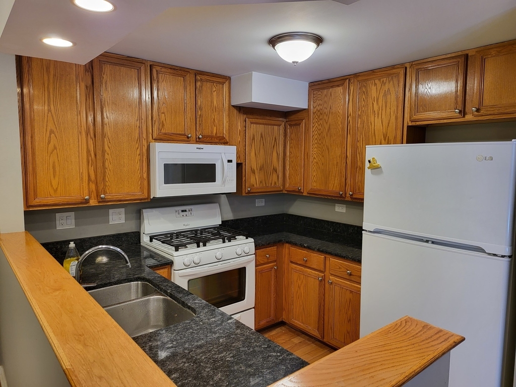 2403 W Flournoy Street - Photo 4