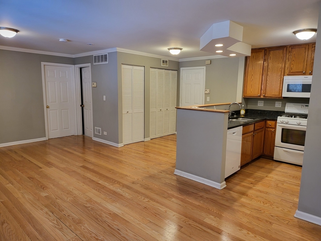 2403 W Flournoy Street - Photo 7