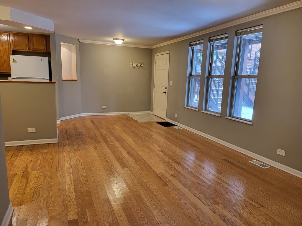 2403 W Flournoy Street - Photo 8