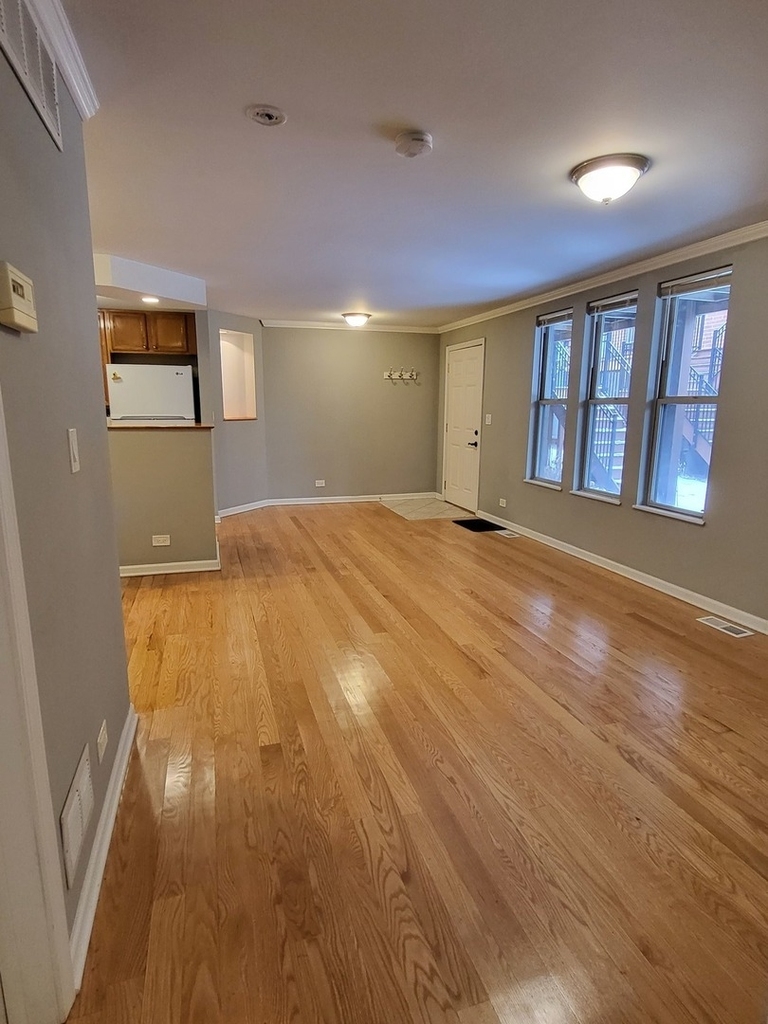 2403 W Flournoy Street - Photo 9