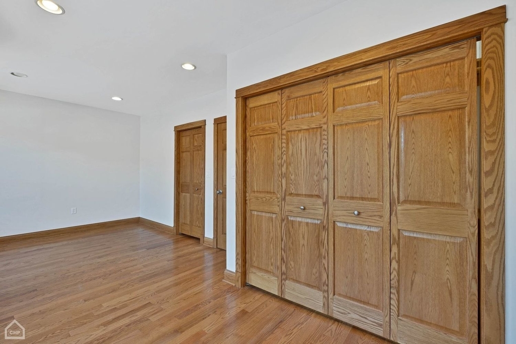 4544 N Western Avenue - Photo 17