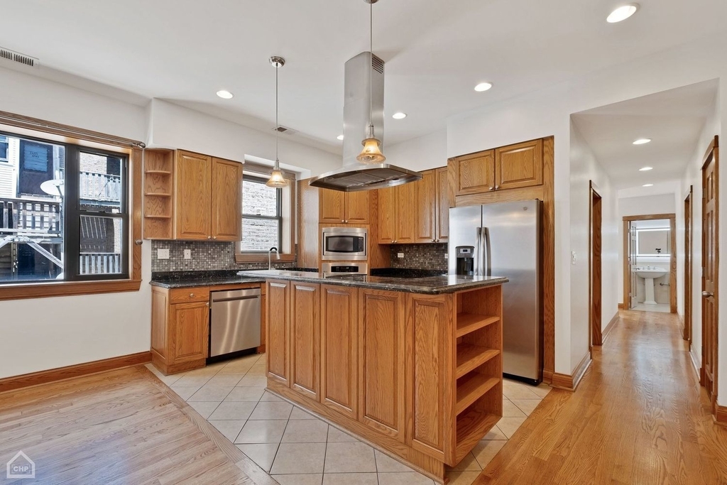 4544 N Western Avenue - Photo 10