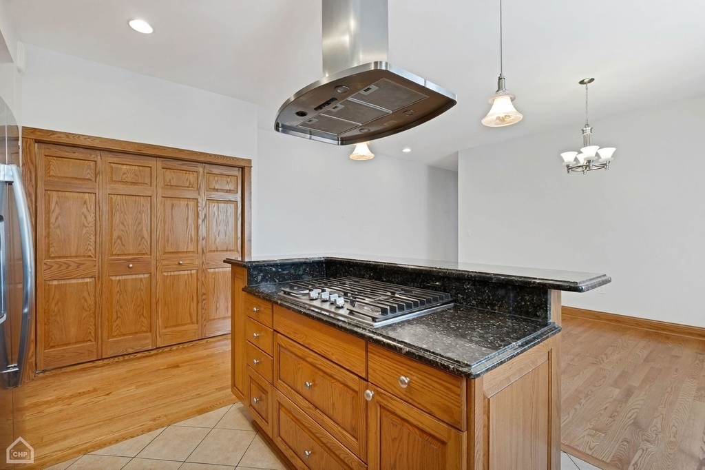 4544 N Western Avenue - Photo 12