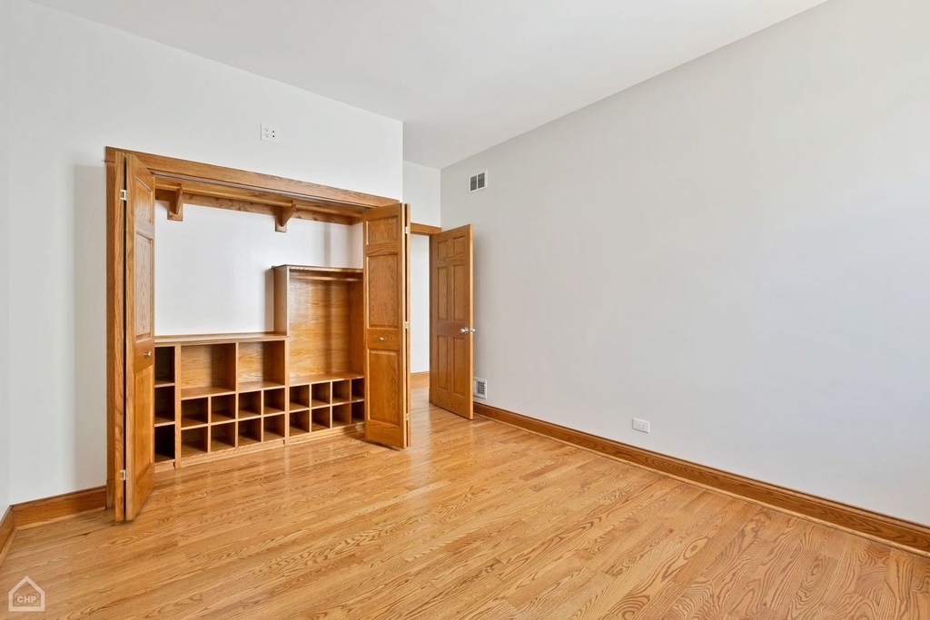 4544 N Western Avenue - Photo 20