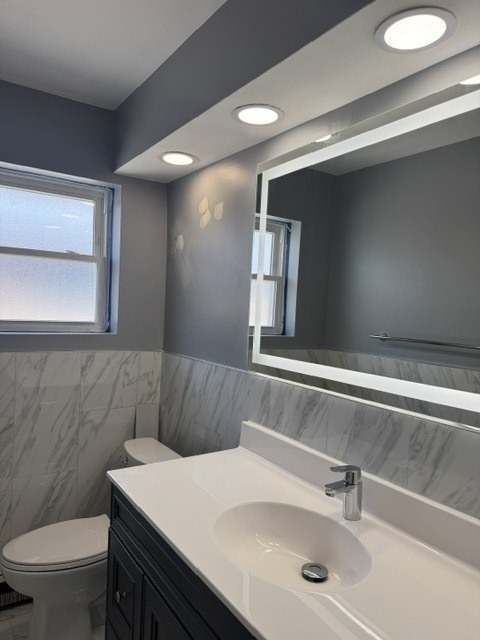 8523 W Winnemac Avenue - Photo 4