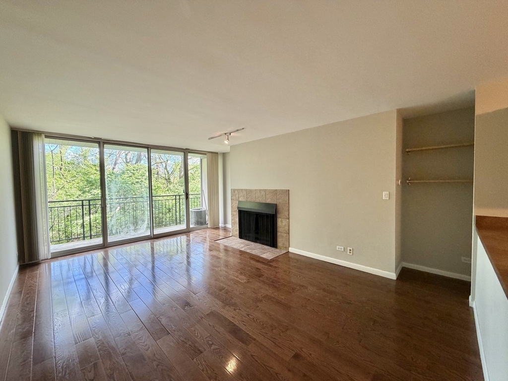 5820 Oakwood Drive - Photo 2